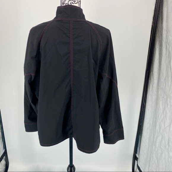 Venezia Sport black with pink full zip jacket. Full zip.  Zippered pockets. - Picture 7 of 8